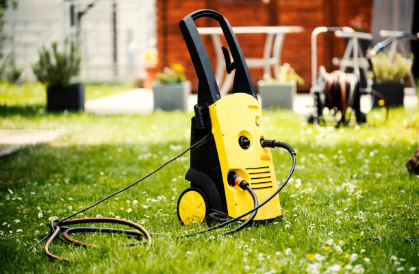 Best Window and Screen Pressure Cleaning in Tompkinsville, KY